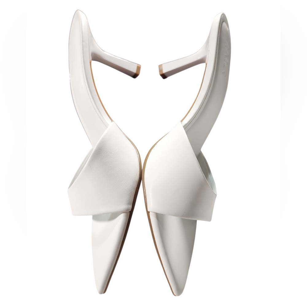 INC Basaaria White Leather Heeled Mules Pointed Toe Sandals Size 7 - Picture 2 of 11